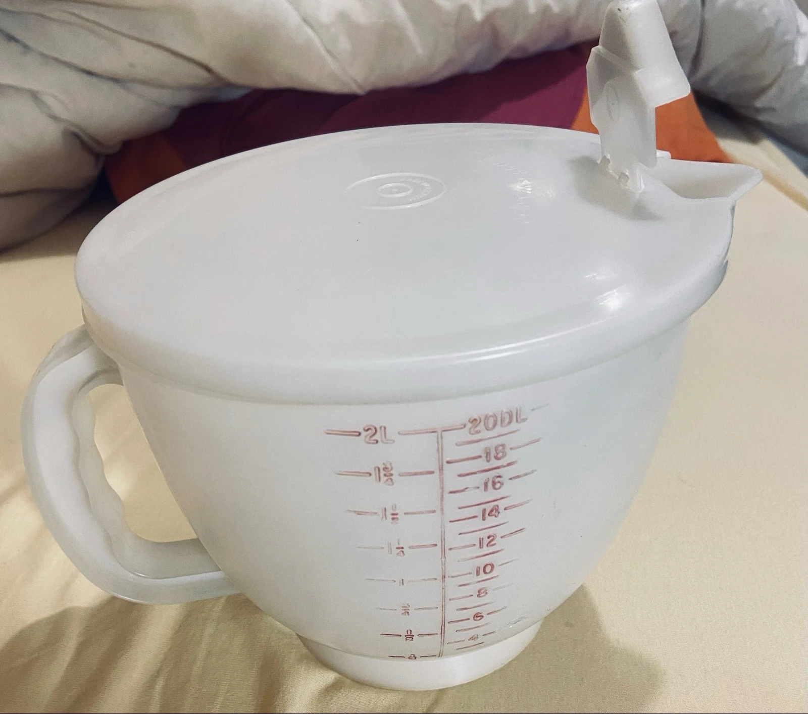 Pichet gradué Tupperware